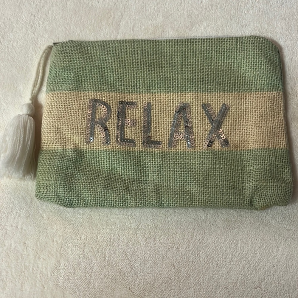 Two’s Company Jute & Sequin Clutch With Tassel
